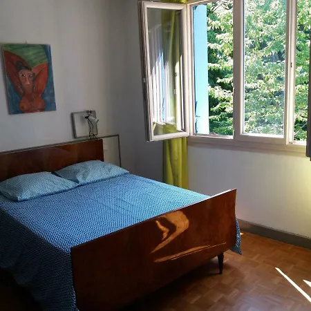 70 Rue De Lamothe * Albi